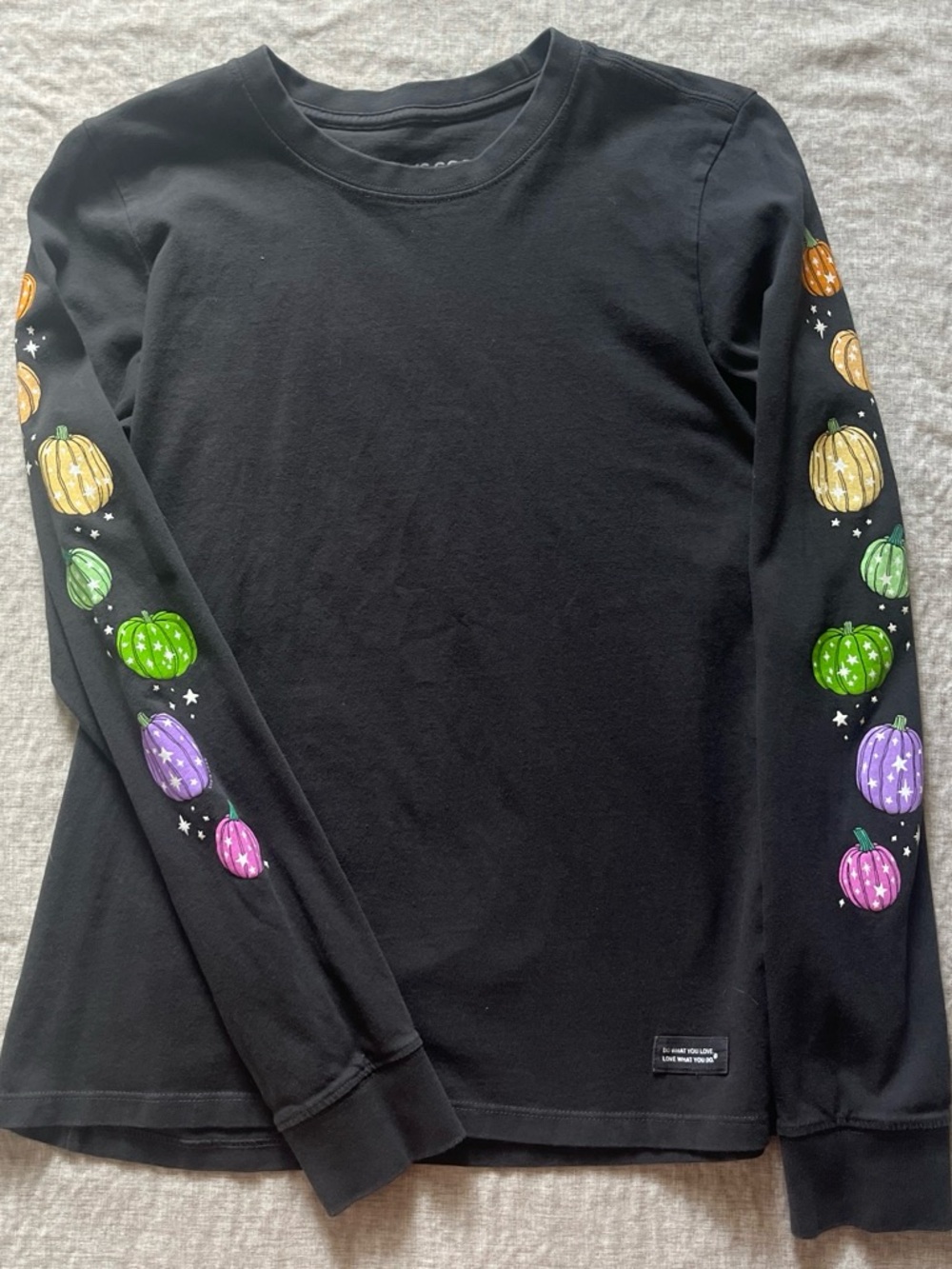 Life Is Good Crusher Tee Size Medium Colorful Pumpkins